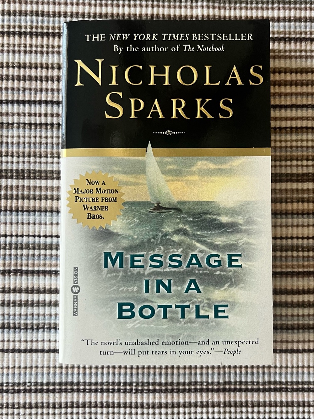 Vintage Paperback Book ~ Message In A Bottle By: Nicholas Sparks